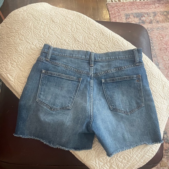 Madewell high rise jean cut off denim shorts. Size 27 - Picture 5 of 5
